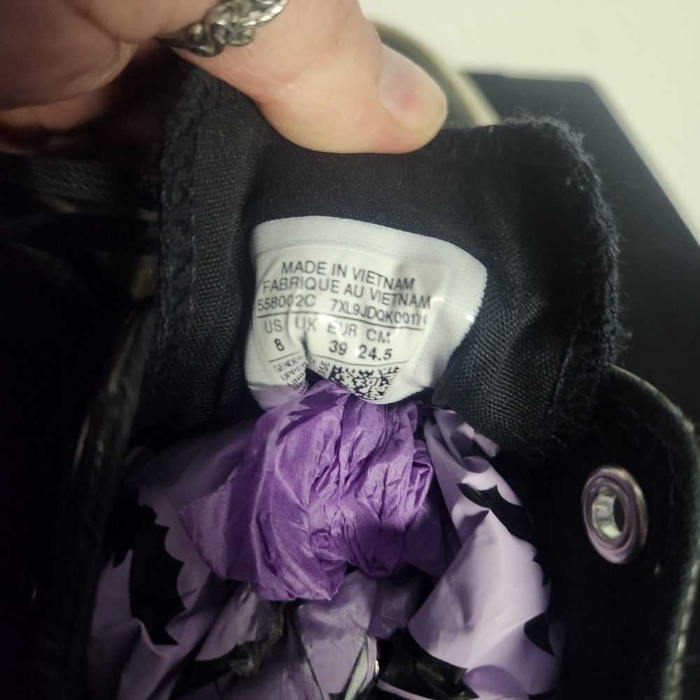 Converse Black Leather Low Top Sneakers - Picture 8 of 8